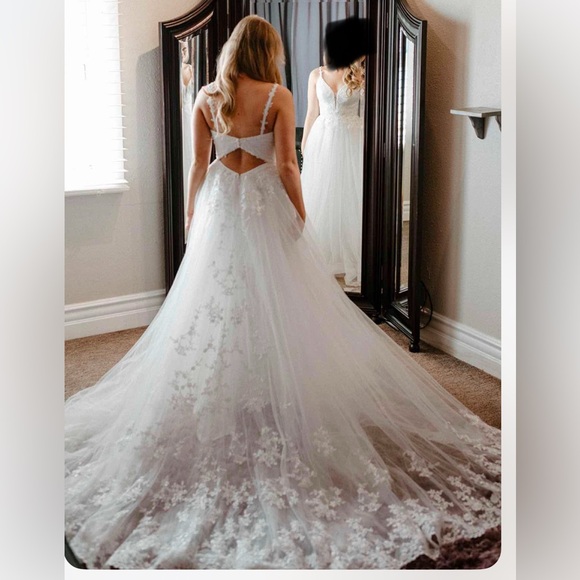 Azazie Devi Wedding Dress - Picture 3 of 6